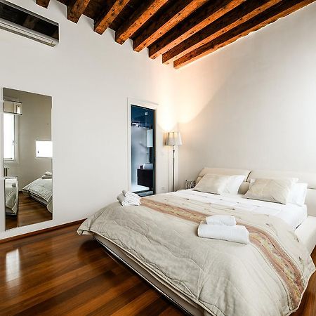 Frari Luxury Appartement Venetië Buitenkant foto